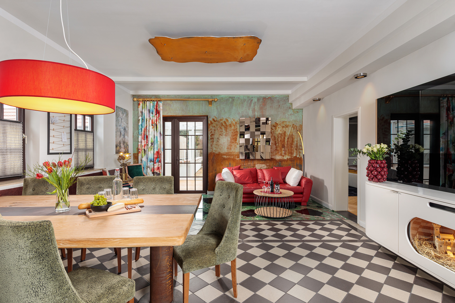 Wachtelburg – Living and dining area